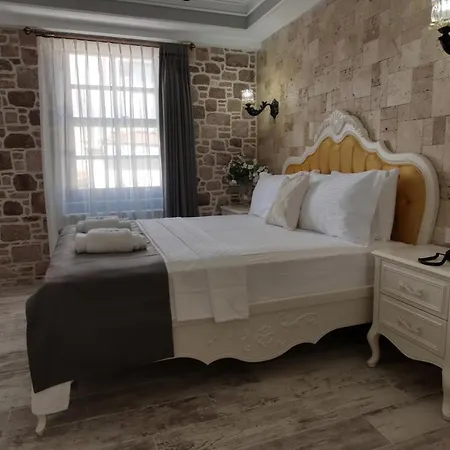 Cunda Taka Ayvalı
