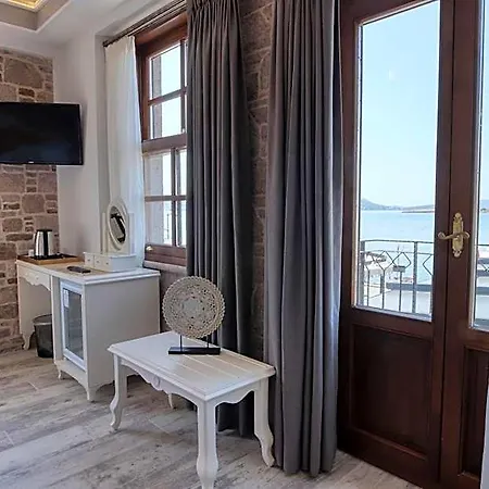 Hotel Cunda Taka